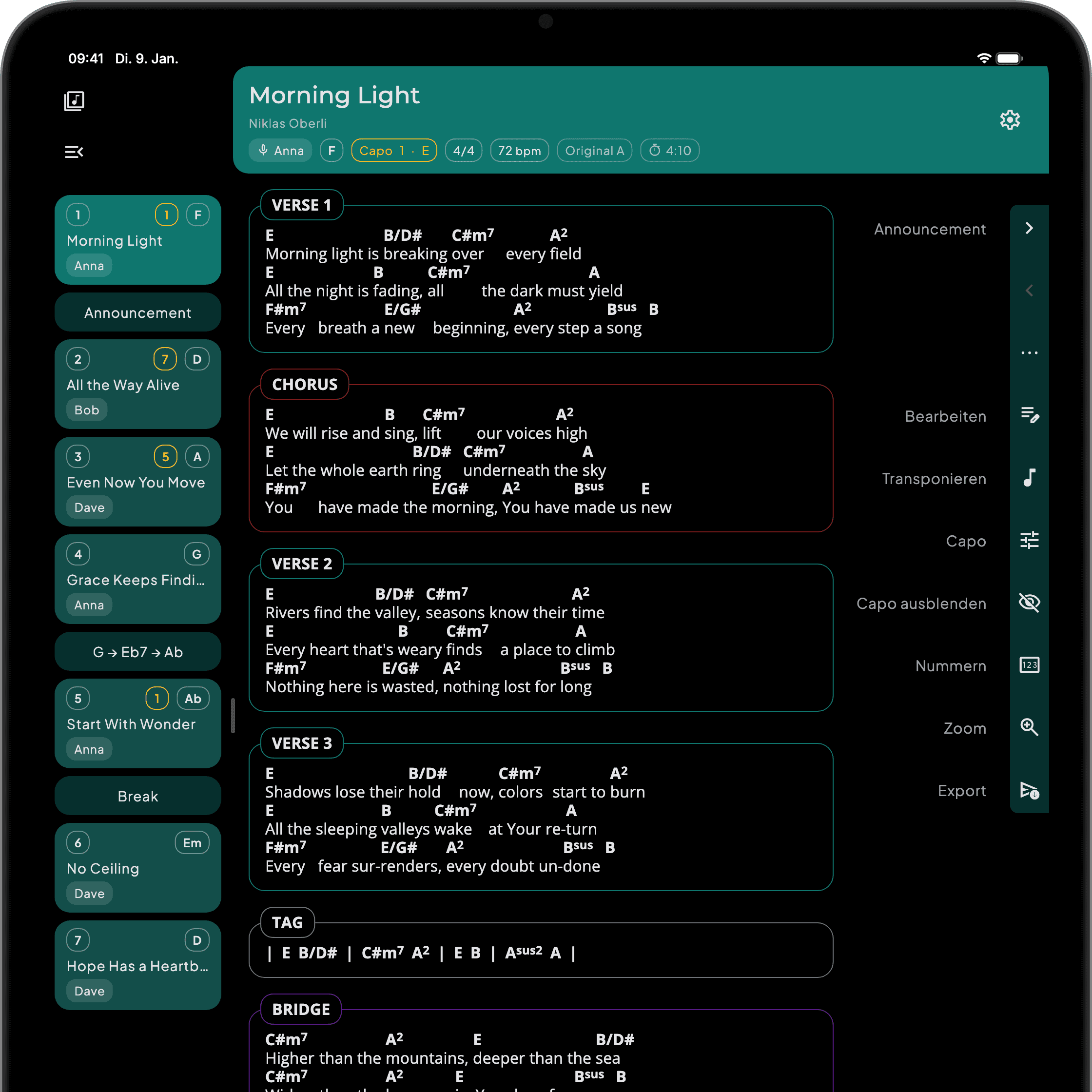 SONGUIDE Song-Ansicht auf einem Tablet mit Akkorden über dem Songtext